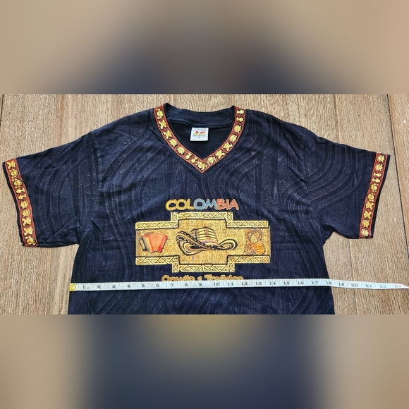 Ariari Sport brand Men's "Colombia" black and tribal souvenir t-shirt size M - Picture 4 of 6